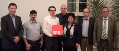Die Kandidatinnen und Kandidaten des Kreistagswahlkreises X mit Walter Heiler