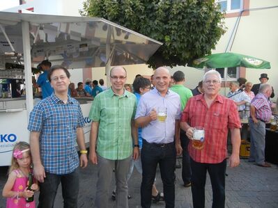 v.l.n.r. Norwin Schader, Martin Gern, Daniel Born und unser Ehrenbürger und Alt-Bürgermeister Egon Klefenz