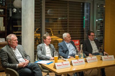 Die Abgeordneten Rainer Hinderer, Sascha Binder, Rainer Stickelberger und Jonas Weber (v.l.n.r.)
