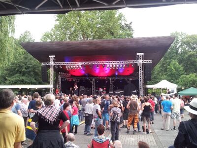 Ein zentraler Punkt eines Kurparks: die Bühne